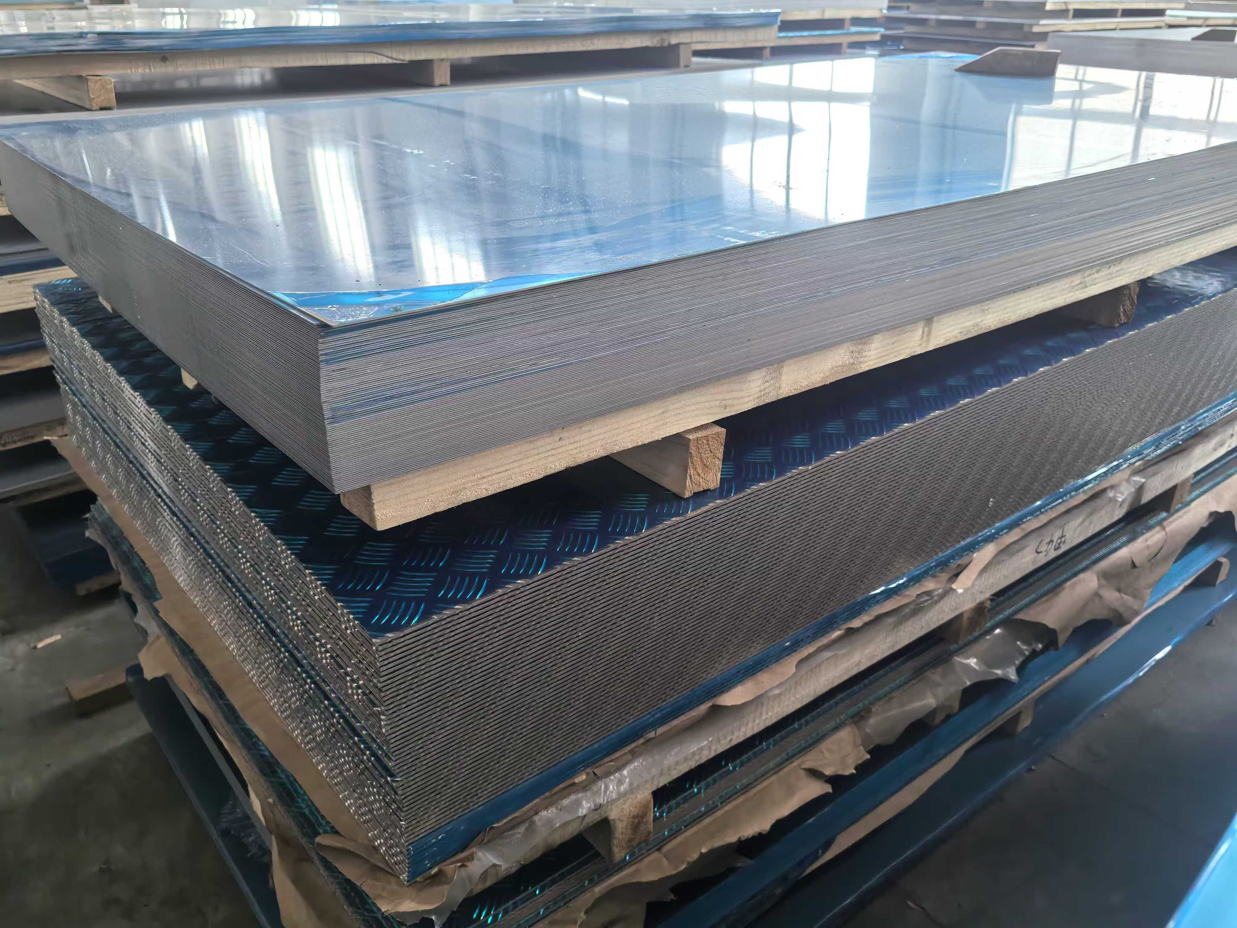 Laatste bedrijfscasus over Levering van aluminiumplaten voor commerciële bouwprojecten in Saoedi-Arabië